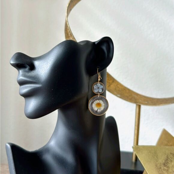 Bohemian flower earrings A291 - Picture 4 of 4